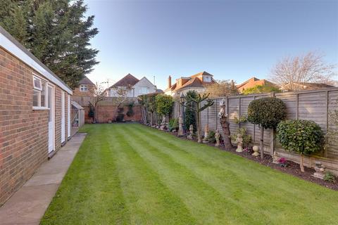 3 bedroom semi-detached house for sale, Evelyn Road, Worthing