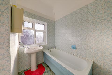 3 bedroom semi-detached house for sale, Evelyn Road, Worthing