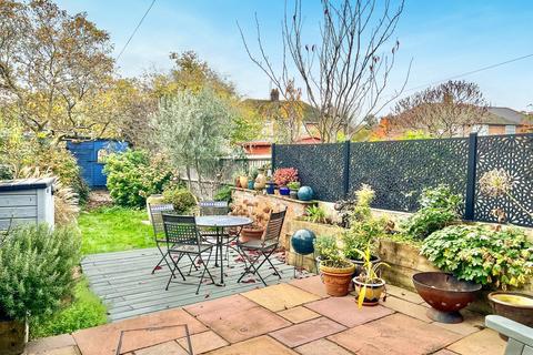 3 bedroom semi-detached house for sale, Elgin Avenue, Chelmsford