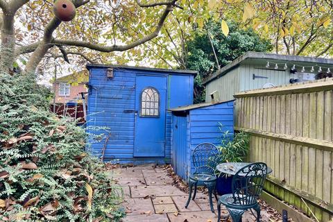 3 bedroom semi-detached house for sale, Elgin Avenue, Chelmsford