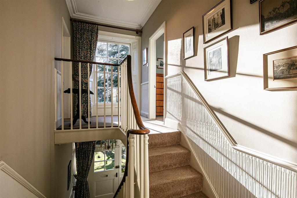 Fist floor landing