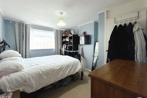 18 Hamble Avenue, Blackwater, Camberley, GU17 0HP