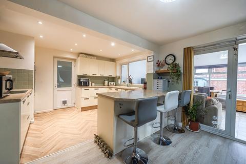 undefined, Paddock Close, Pershore, WR10