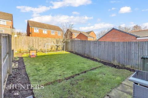 3 bedroom semi-detached house for sale, Oakhurst Drive, Wardle, OL12 9PH