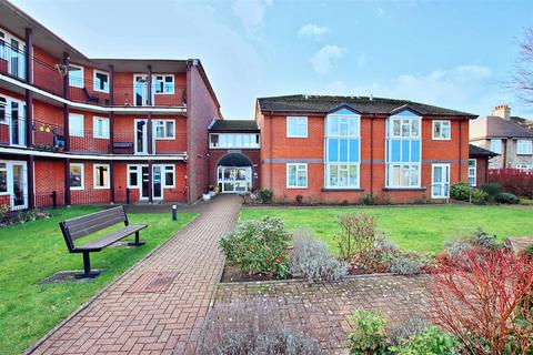 1 bedroom flat for sale, Fairbanks Lodge,Furzehill Road, Borehamwood