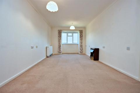 1 bedroom flat for sale, Fairbanks Lodge,Furzehill Road, Borehamwood