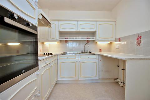 1 bedroom flat for sale, Fairbanks Lodge,Furzehill Road, Borehamwood