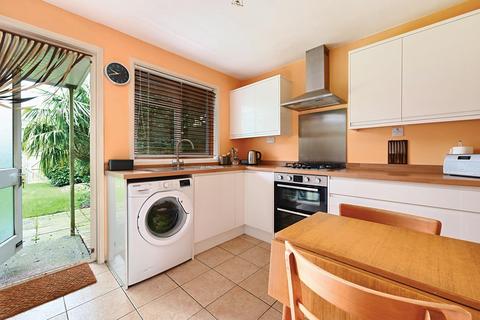 3 bedroom end of terrace house for sale, Chopin Road, Basingstoke RG22