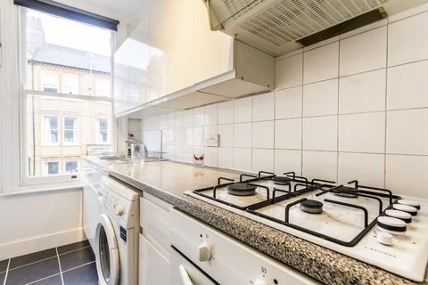 2 bedroom flat to rent, Tremadoc Road, London SW4