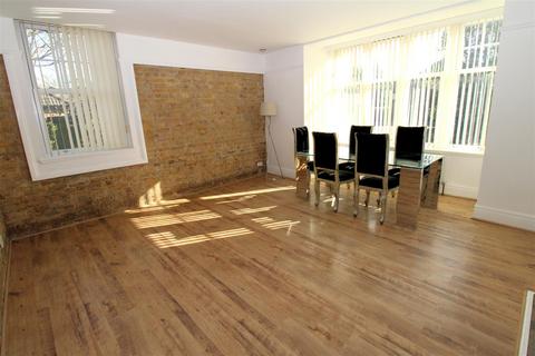 1 bedroom flat for sale, Colyers Lane, Northumberland Heath