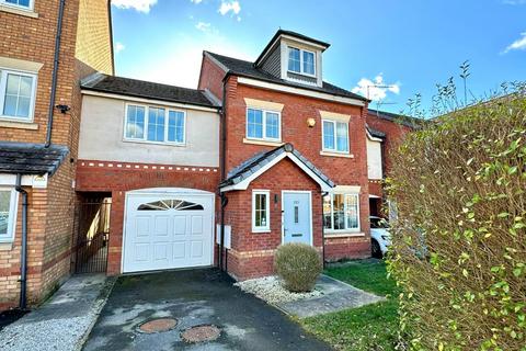 4 bedroom townhouse for sale, Chelsfield Grove, Chorlton