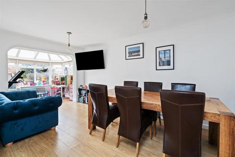 47 Chantry Heath Crescent, Knowle, Solihull, B93 9NJ