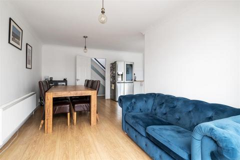 47 Chantry Heath Crescent, Knowle, Solihull, B93 9NJ