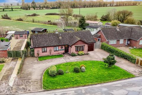 3 bedroom detached bungalow for sale, Greenways, Bunwell, Norwich