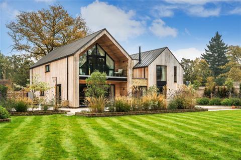 Mayrose Barn Star Hill, Churt, Farnham, GU10 2HS