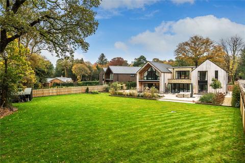 Mayrose Barn Star Hill, Churt, Farnham, GU10 2HS