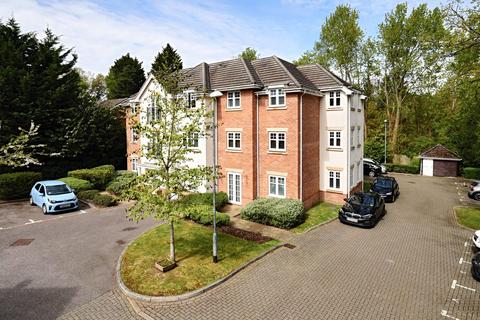 2 bedroom flat for sale, John Norman Grove, Surrey GU18