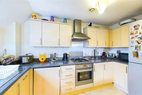 2 bedroom flat for sale, John Norman Grove, Surrey GU18