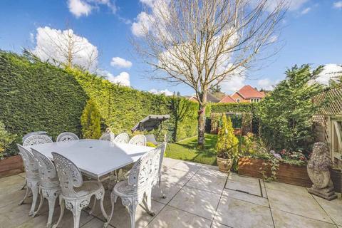 undefined, Lower Road, Chalfont St Peter SL9