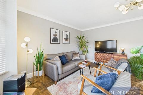 2 bedroom apartment for sale, Sea Cliff Road, Scarborough