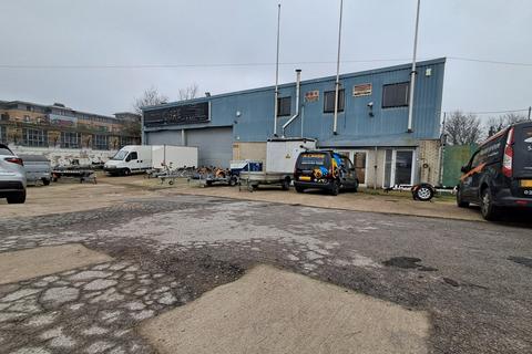 Industrial park to rent, Station Approach, Hackbridge SM6