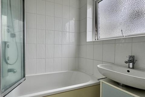 2 bedroom apartment for sale, Duncan Close, Barnet EN5