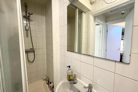 1 bedroom flat to rent, Crouch End Hill, Crouch End