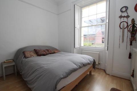 1 bedroom flat to rent, Hall Floor Flat, Clifton BS8