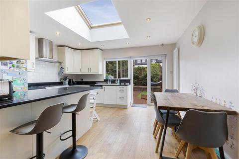 21 Tolverne Road, London, SW20 8RA