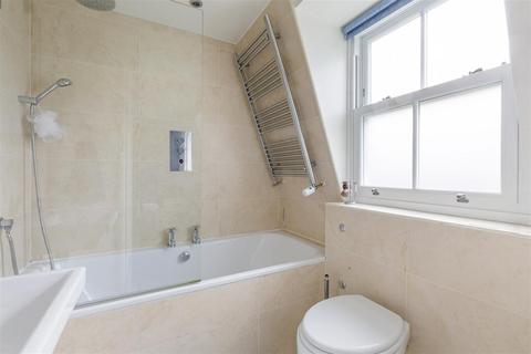 21 Tolverne Road, London, SW20 8RA