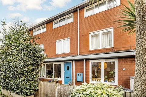 1 bedroom flat for sale, Fenner Close, London SE16