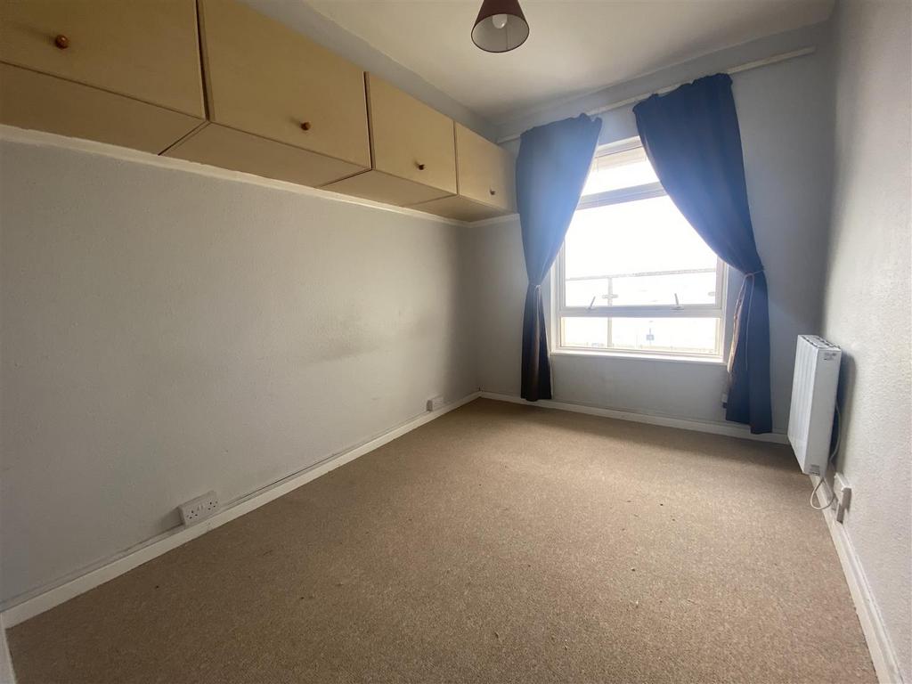 Bedroom One.jpeg