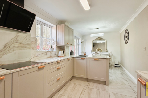 11 Llys Yr Afon, Godrergraig, Swansea, SA9 2BL