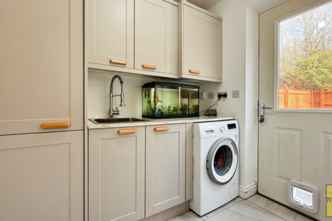 11 Llys Yr Afon, Godrergraig, Swansea, SA9 2BL