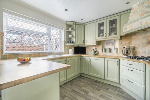 4 bedroom detached house for sale, Gibson Close, Melksham SN12