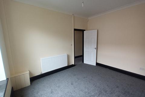 3 bedroom terraced house to rent, Elmfield Street, Church BB5