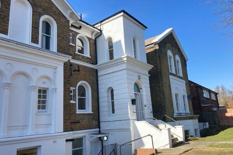 15 bedroom detached house to rent, Lancaster Road, Croydon SE25