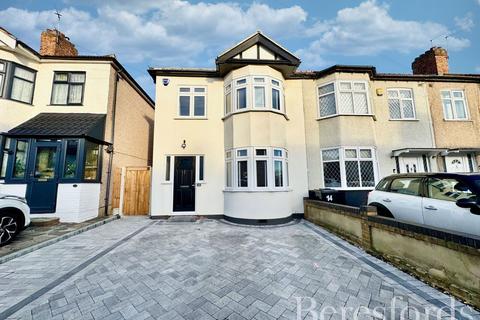 3 bedroom end of terrace house for sale, Northdown Road, Hornchurch, RM11