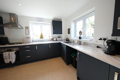 2 bedroom flat for sale, Oakham, LE15 7WA