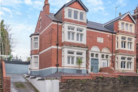 5 bedroom semi-detached house for sale, Fields Road, Newport