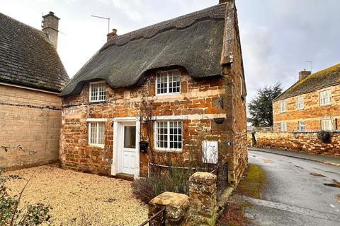 1 bedroom cottage for sale, The Green, Caldecott, Market Harborough, LE16 8RR