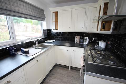 2 bedroom detached bungalow for sale, Bridge End Grove, Grantham