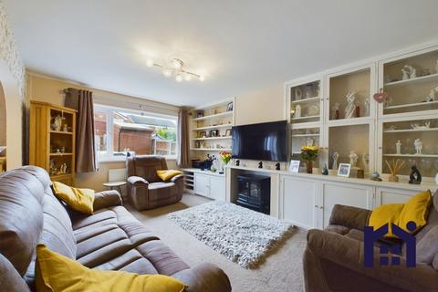 40 Higher Meadow, Leyland, PR25 5RS