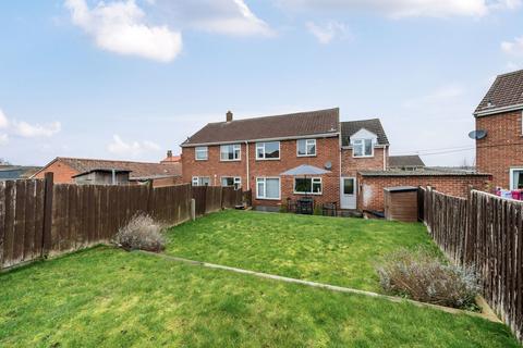 4 bedroom semi-detached house for sale, The Ropewalk, Colsterworth.