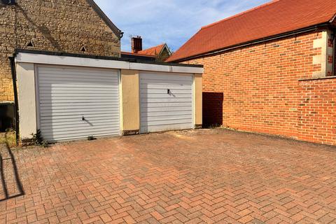 3 bedroom end of terrace house for sale, Audit Hall Road, Empingham