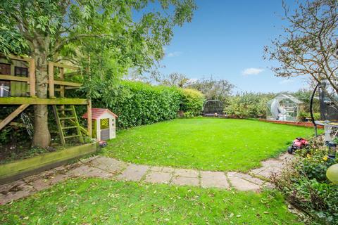 3 bedroom cottage for sale, Stapleford Road, Stapleford