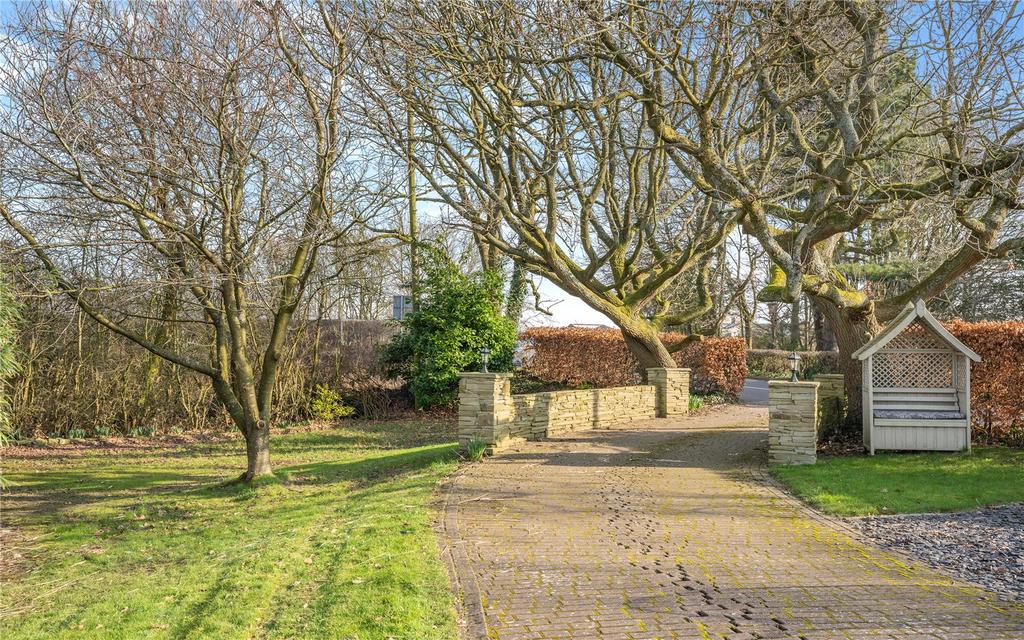 Carriage Driveway