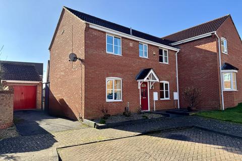 3 bedroom semi-detached house for sale, Blairgowie Close Grantham Lincs