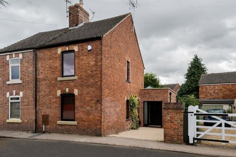 3 bedroom townhouse for sale, Braunston Road, Oakham