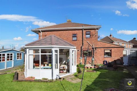 3 bedroom semi-detached house for sale, Park Avenue, Longlevens